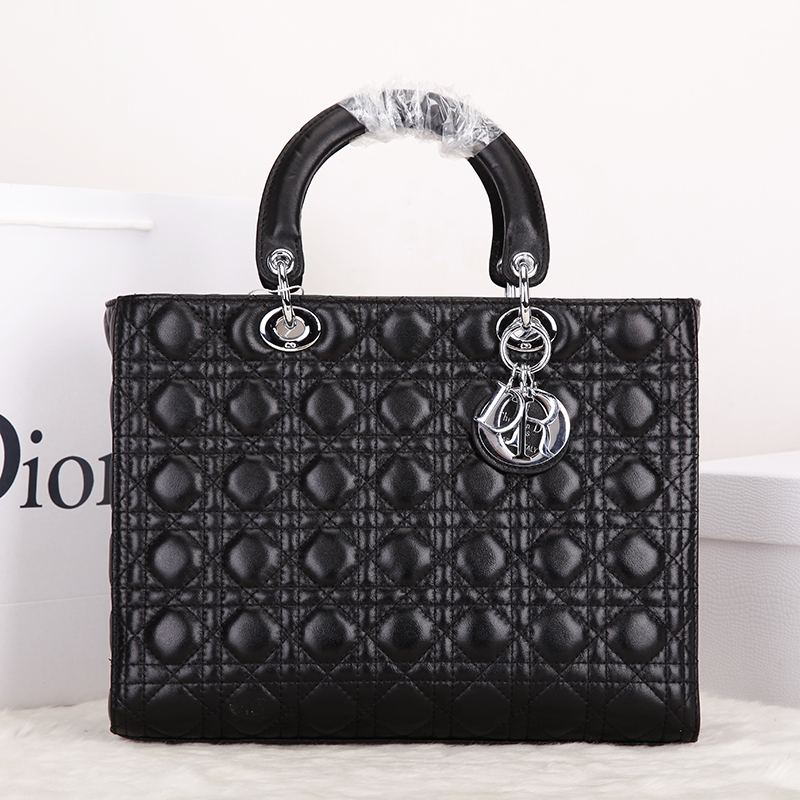 DIOR Lady Dior 小羊皮兩用手提黛妃包-專櫃售價10萬以上