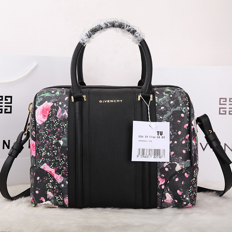 Givenchy全新的柔美兼陽剛的魅力 手提包