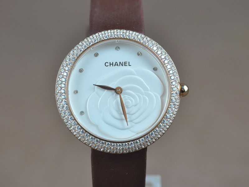 香奈兒【女性用】Mademoiselle Prive 玫瑰金錶殼鑲嵌水鑽瑞士石英機芯