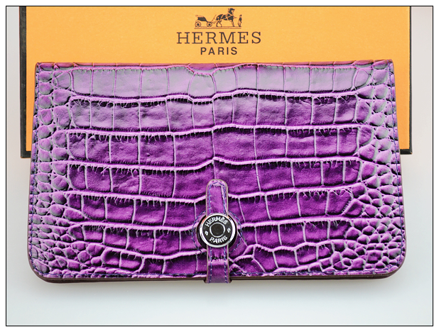 商務人士出國必備-愛馬仕Hermes鱷魚紋護照夾-旅途上的最佳品味襯托