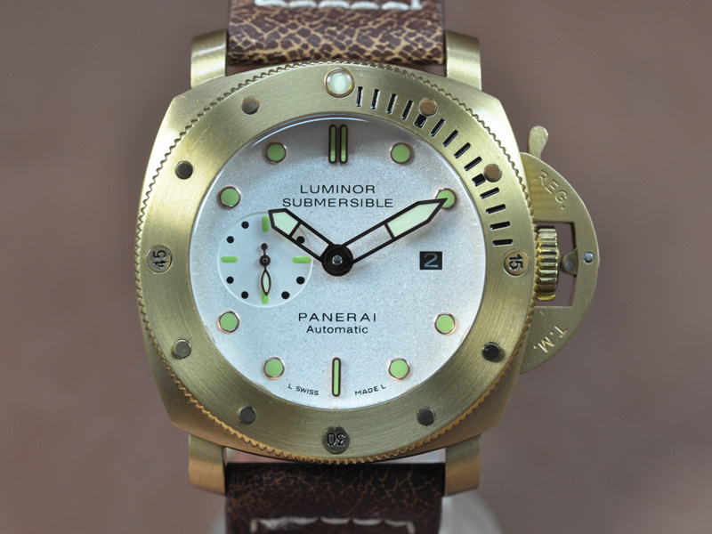 沛納海 Watches Submessible 47mm YG/LE 白 文字盤 亞洲 21J 自動機芯 搭 載  