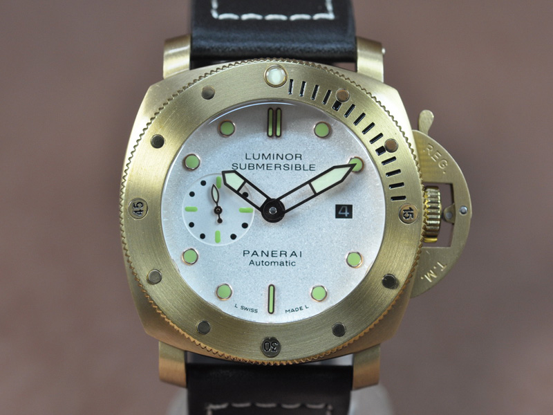沛納海 Watches Submessible 47mm YG/LE 白 文字盤 亞洲 21J 自動機芯 搭 載 